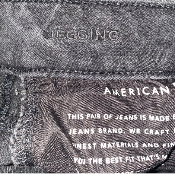 Women’s American Eagle Black Super Stretch distressed Jegging, size 0 - Picture 9 of 9
